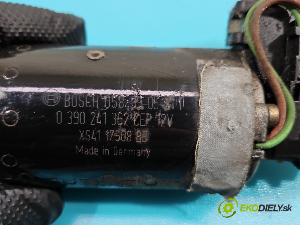 Ford Focus Mk1 1998-2004 1.6 16V 101 hp manual 74 kW 1596 cm3 5- motor stěračů přední 0390241362