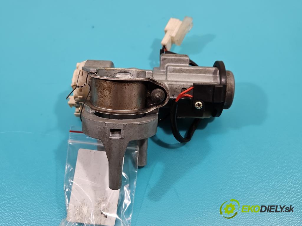 Daihatsu Cuore VI L251 2003-2007 1.0 12V 58 HP manual 43 kW 989 cm3 3- Spínačka  (Spínacie skrinky a kľúče)