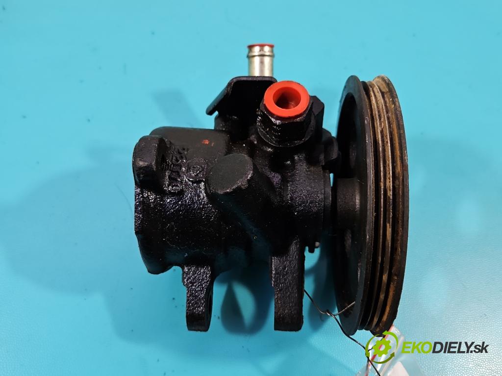 Lexus IS I 1998-2005 2.0 16V 155 HP manual 114 kW 1988 cm3 4- čerpadlo posilovač  (Servočerpadlá, pumpy riadenia)