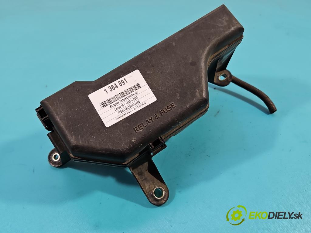 Lexus IS I 1998-2005 2.0 16V 155 hp manual 114 kW 1988 cm3 4- skříňka pojistková 82662-53020 (Pojistkové skříňky)