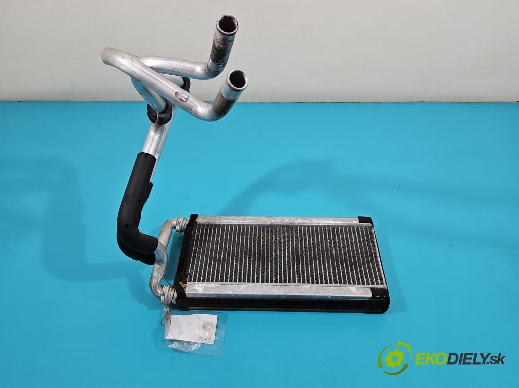 Lexus IS I 1998-2005 2.0 16V 155 hp manual 114 kW 1988 cm3 4- radiátor  (Radiátory topení)