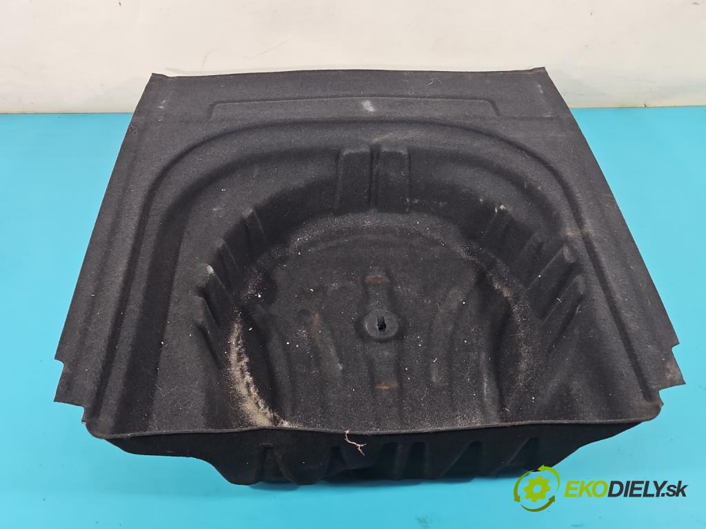 Vw Golf VII 2012-2020 1.6 tdi 105 hp automatic 77 kW 1598 cm3 5- koberec do auta 5G9863544B
