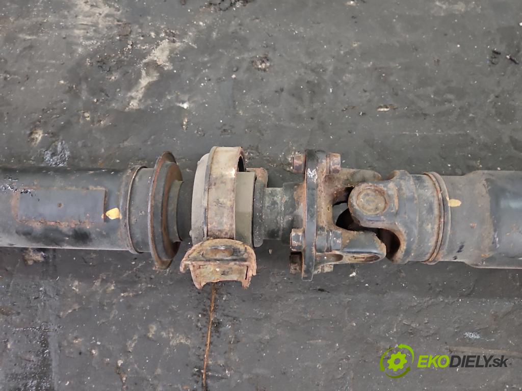 Lexus IS I 1998-2005 2.0 16V 155 HP manual 114 kW 1988 cm3 4- Hřídel:  (Kardaňové hriadele)