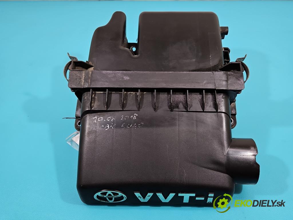 Toyota Yaris II 2005-2011 1.3 vvti 87 HP automatic 64 kW 1298 cm3 5- obal filtra vzduchu 17700-0J01 (Obaly filtrov vzduchu)