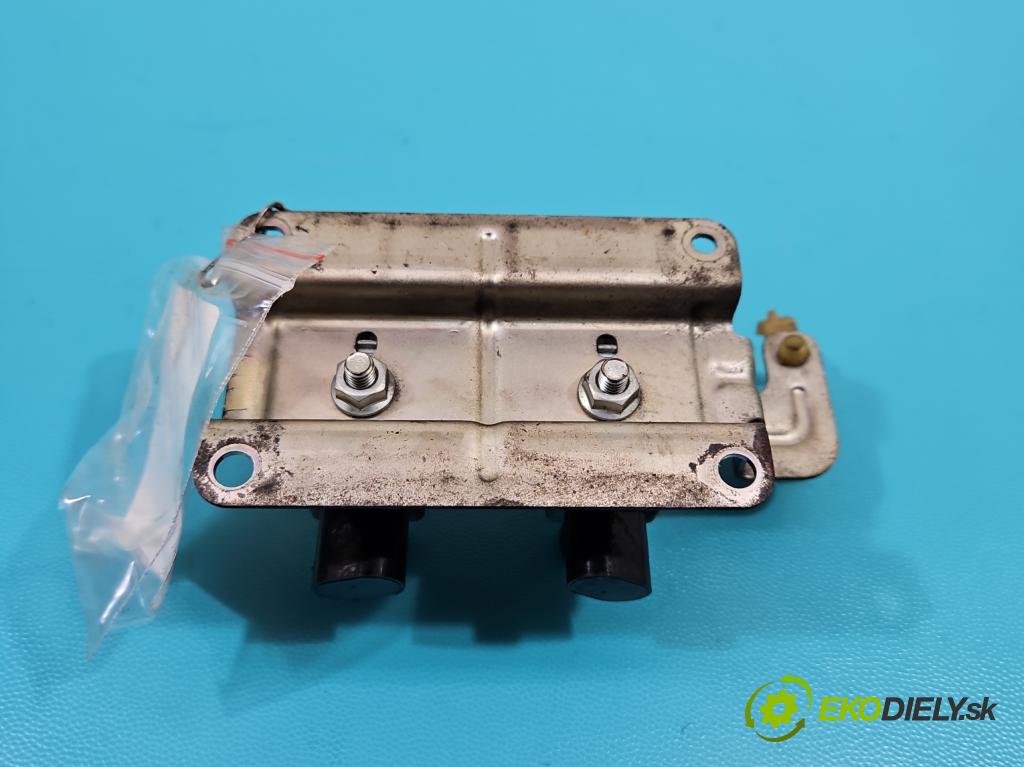 Ford Galaxy Mk2 2006-2015 2.0 16V 145 HP manual 107 kW 1999 cm3 5- ventil podtlaku 4M5G-9A500-NB (Ventily)