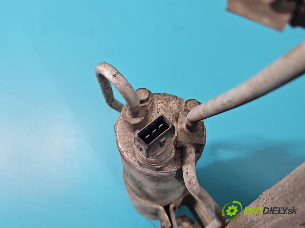 Volvo V70 II 1999-2007 2.4 170 HP automatic 125 kW 2435 cm3 5- chladič klimatizácie (Chladiče klimatizácie)