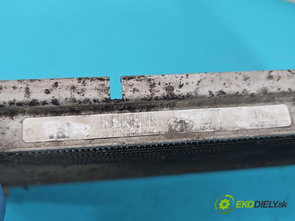 Volvo V70 II 1999-2007 2.4 170 hp automatic 125 kW 2435 cm3 5- Chladič vody  (Chladiče vody)