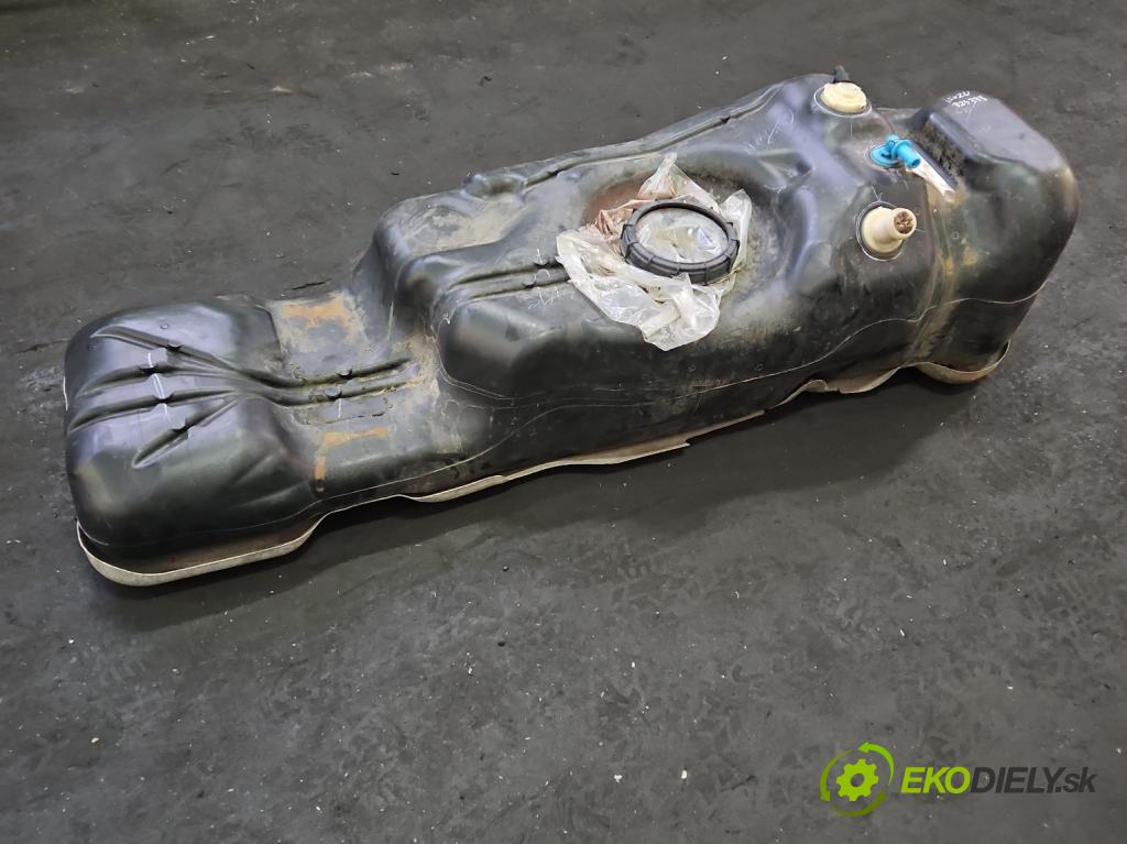 Isuzu D-Max II 2011-2019 2.5 crdi 163 HP automatic 120 kW 2499 cm3 5- Nádrž: palivo 8981523165 (Palivová nádrž)