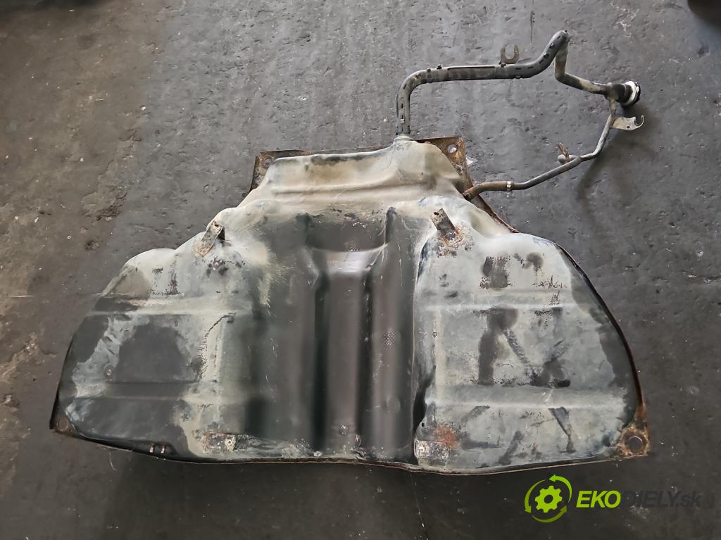 Mercedes S W221 2005-2013 3.0 CDI 235 hp automatic 173 kW 2987 cm3 4- Nádrž: paliva A2214705601 (Nádrže)