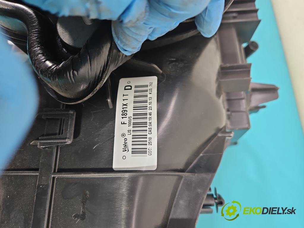 Vw Golf VII 2012-2020 1.6 tdi 105 hp automatic 77 kW 1598 cm3 5- radiátor  (Radiátory topení)