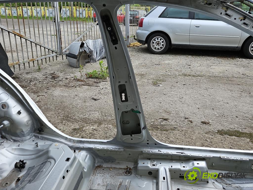 Vw Golf VII 2012-2020 1.6 tdi 105 hp automatic 77 kW 1598 cm3 5- práh levý  (Ostatní)