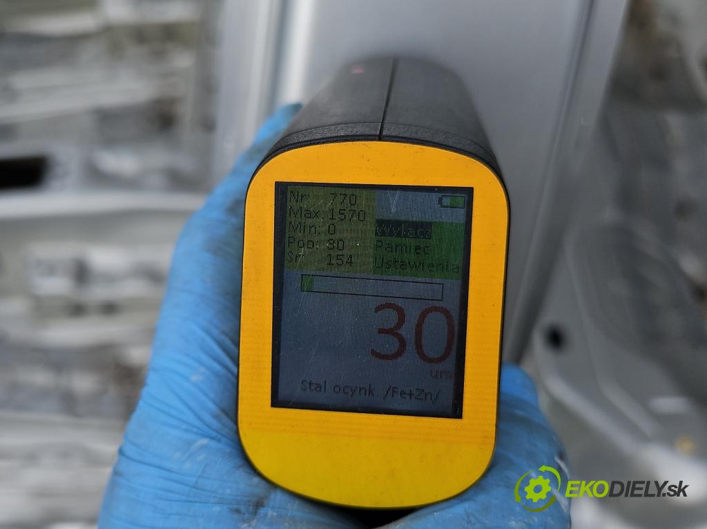 Vw Golf VII 2012-2020 1.6 tdi 105 hp automatic 77 kW 1598 cm3 5- práh levý  (Ostatní)