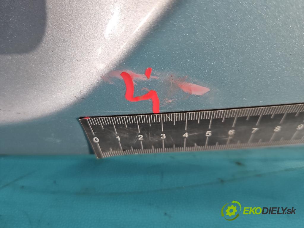 Vw Golf VII 2012-2020 1.6 tdi 105 hp automatic 77 kW 1598 cm3 5- zadní kufrové dveře  (Zadní kapoty)