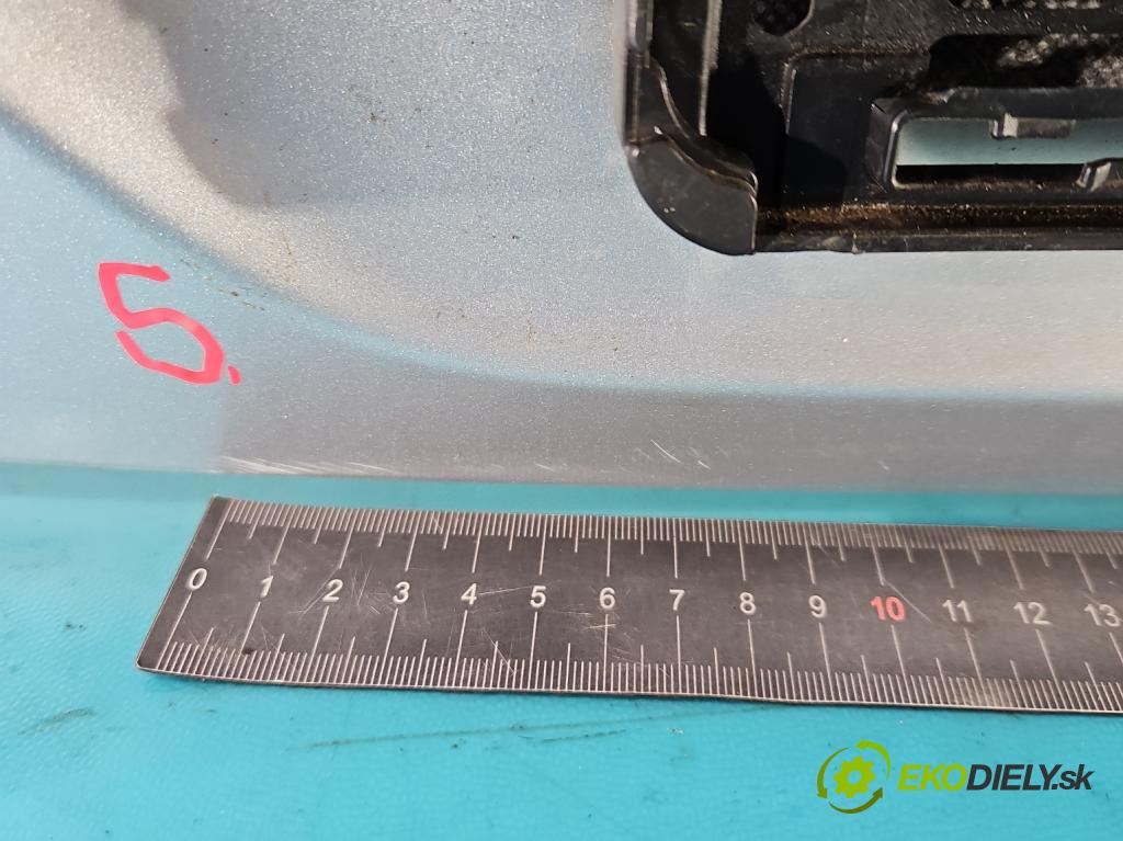 Vw Golf VII 2012-2020 1.6 tdi 105 hp automatic 77 kW 1598 cm3 5- zadní kufrové dveře  (Zadní kapoty)