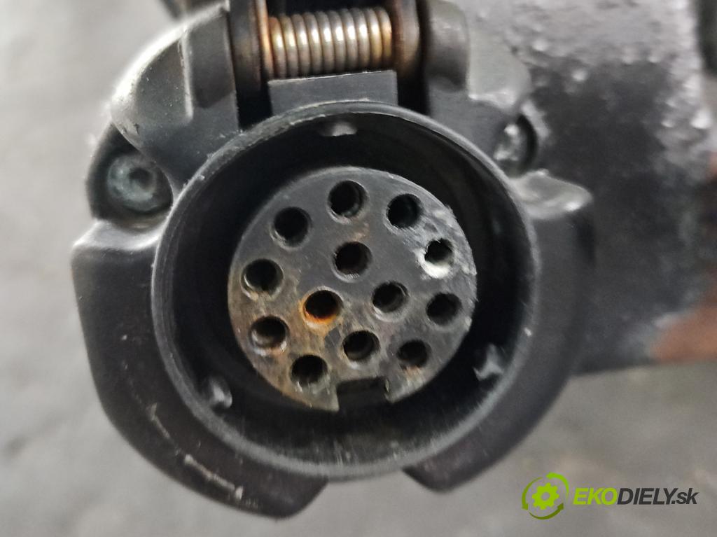 Rover 75 2.0 V6 150 hp automatic 110 kW 1997 cm3 4- oko tažné  (Tažná zařízení)