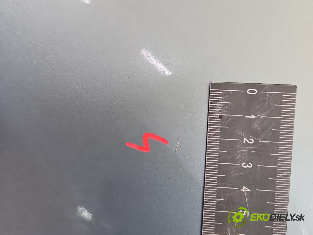 Mercedes S W221 2005-2013 3.0 CDI 235 hp automatic 173 kW 2987 cm3 4- zadní kufrové dveře  (Zadní kapoty)