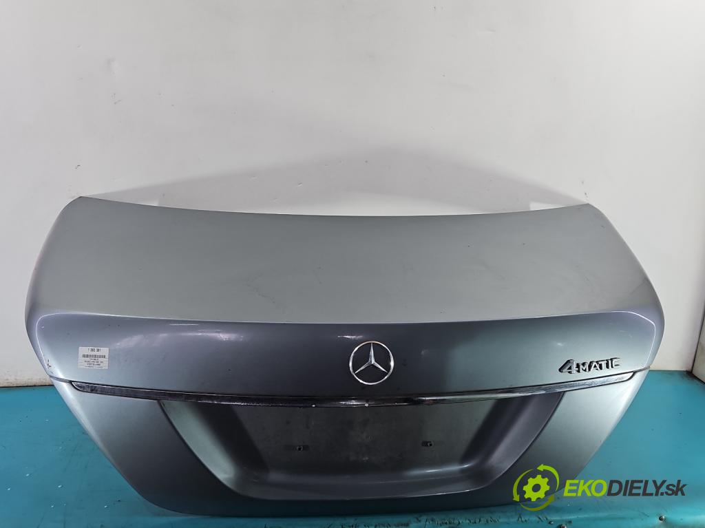 Mercedes S W221 2005-2013 3.0 CDI 235 hp automatic 173 kW 2987 cm3 4- zadní kufrové dveře  (Zadní kapoty)