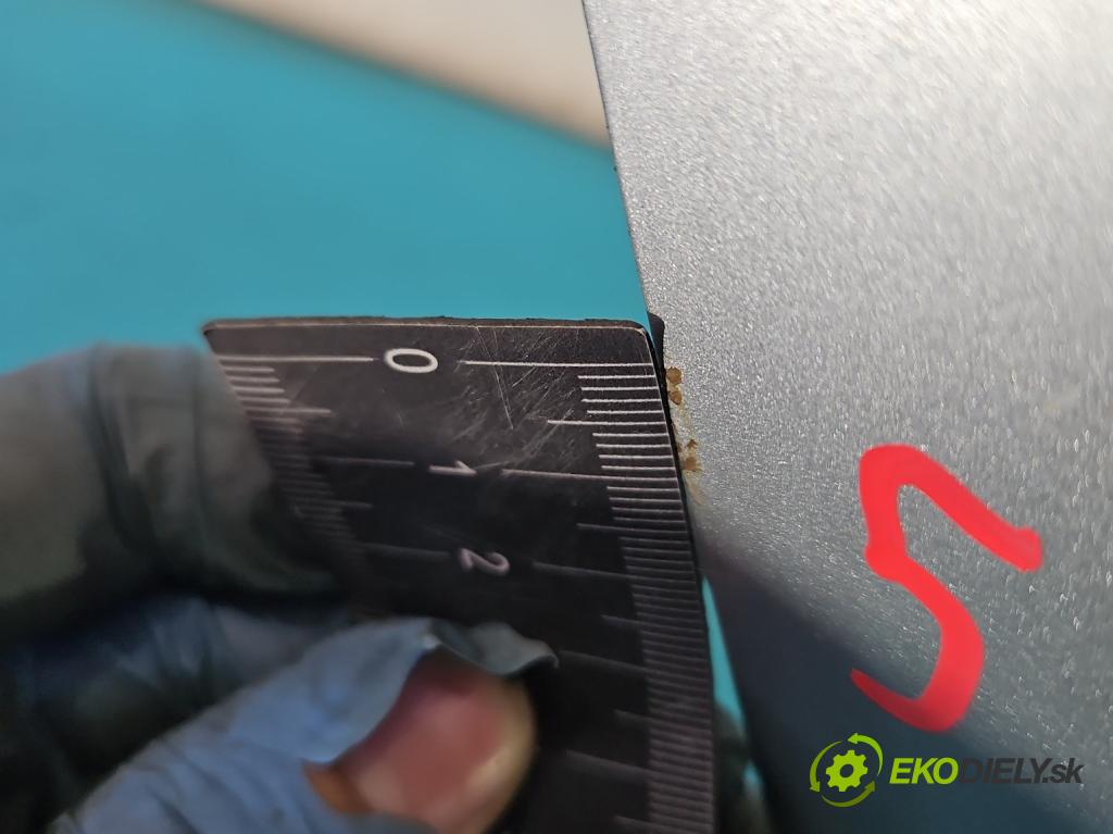 Honda Civic VII 2000-2006 1.7 citd 101 hp manual 74 kW 1686 cm3 5- zadní kufrové dveře  (Zadní kapoty)