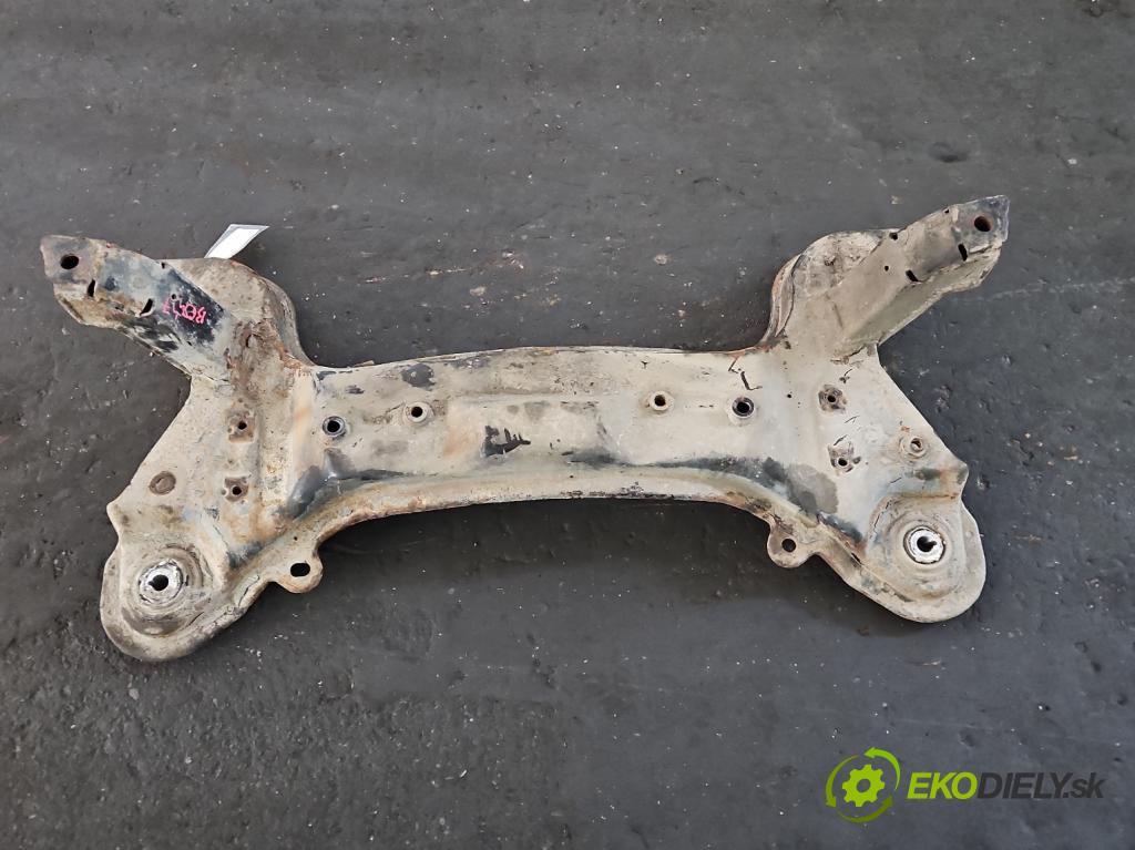 Fiat Stilo 1.9 jtd 116 hp manual 85 kW 1910 cm3 5- výztuha motoru 