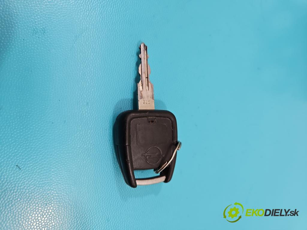 Opel Astra II 1998-2009 1.8 16V 116 hp manual 85 kW 1796 cm3 2- řídící jednotka motoru 90560476