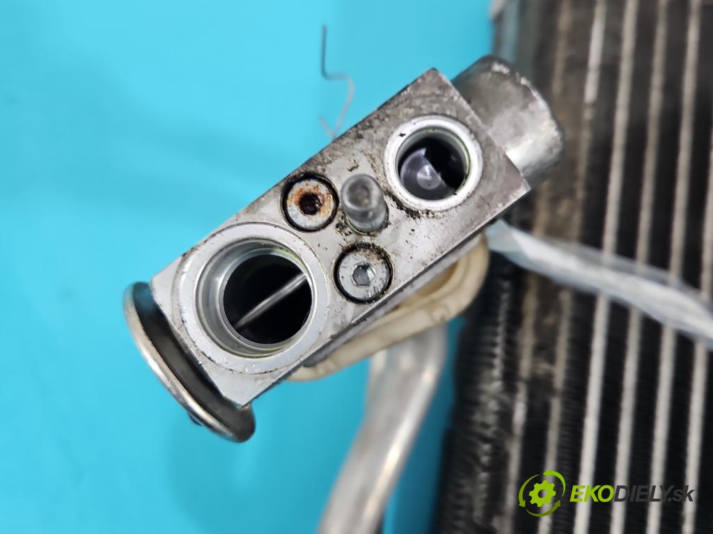 Mercedes S W221 2005-2013 3.0 CDI 235 hp automatic 173 kW 2987 cm3 4- radiátor 2308300184 (Radiátory topení)