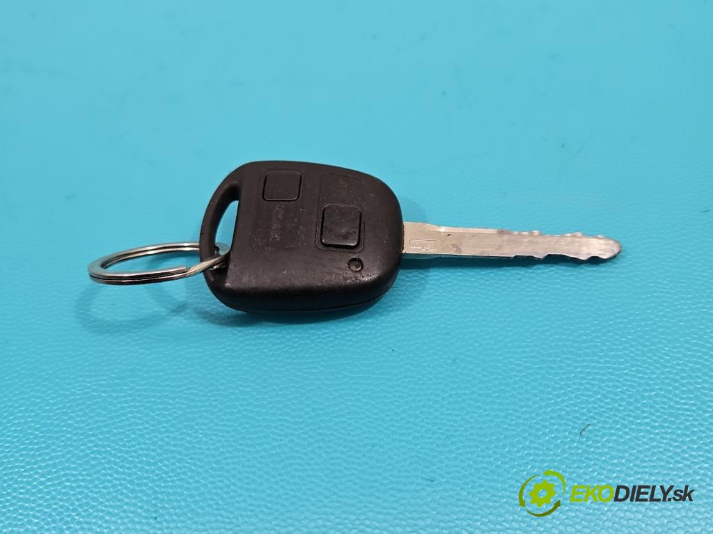 Toyota Yaris II 2005-2011 1.3 vvti 87 hp automatic 64 kW 1298 cm3 5- řídící jednotka motoru 89661-0D400