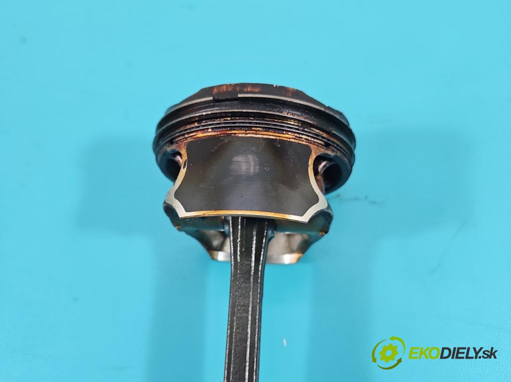 Mercedes GLA X156 2013-2019 1.6 T 156 HP automatic 115 kW 1595 cm3 5- piest 270910 (Piest)