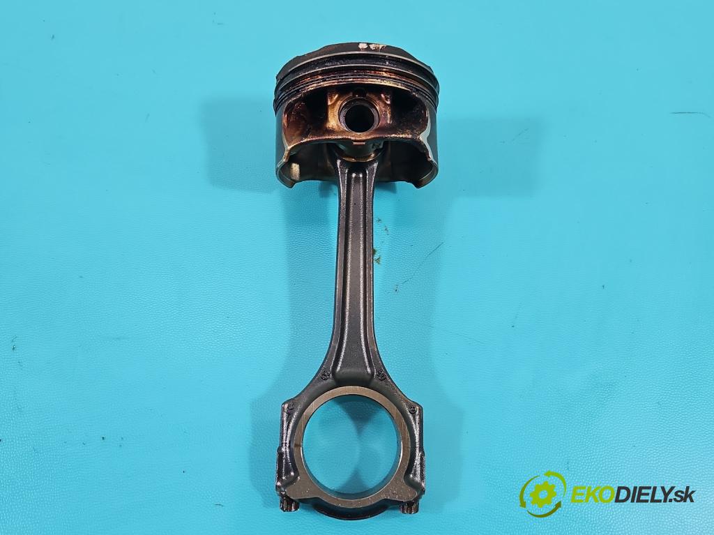 Mercedes GLA X156 2013-2019 1.6 T 156 HP automatic 115 kW 1595 cm3 5- piest 270910 (Piest)