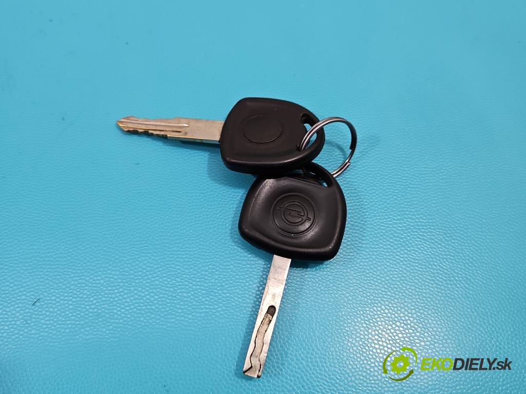 Opel Corsa C 2000-2006 1.2 16V 75 hp manual 55 kW 1199 cm3 5- řídící jednotka motoru 09164475