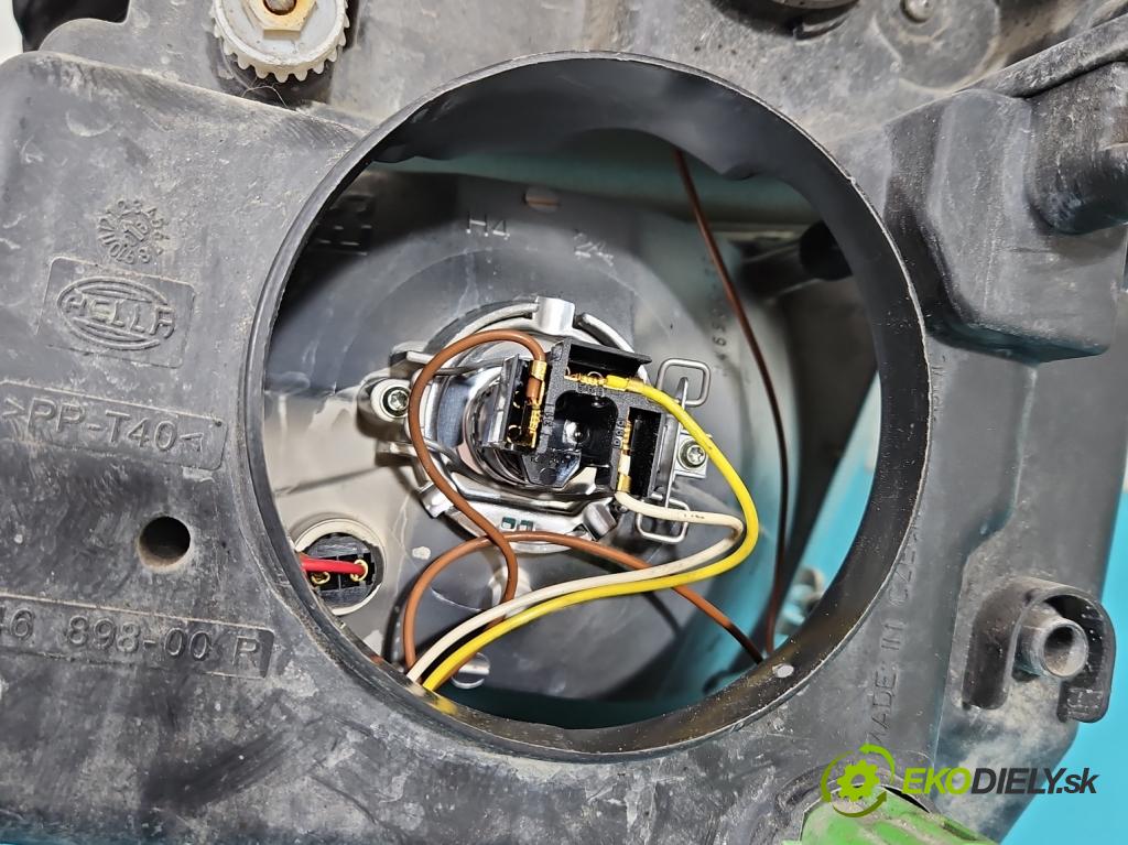 Ford Fusion 1.4 16V 80 HP manual 59 kW 1388 cm3 5- Reflektor: pravý  (Pravé)