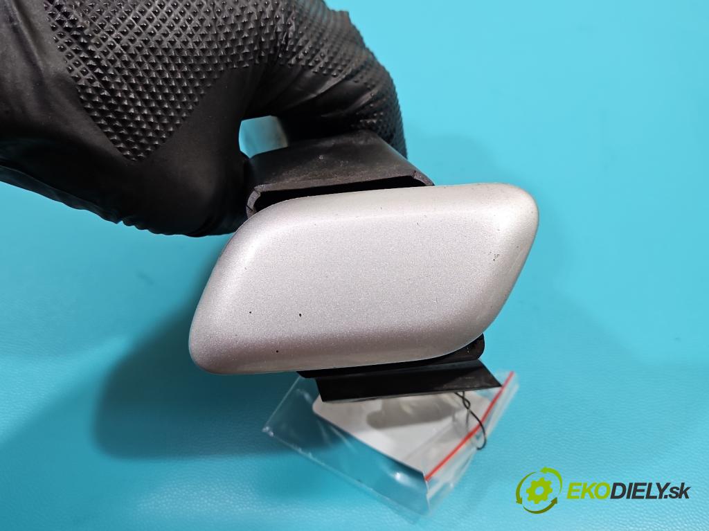 Toyota Avensis III T27 2009-2018 2.0 D4D 126 HP manual 93 kW 1998 cm3 5- ostrekovač reflektor: ľavý 85208-05030 (Motorček ostrekovačov)