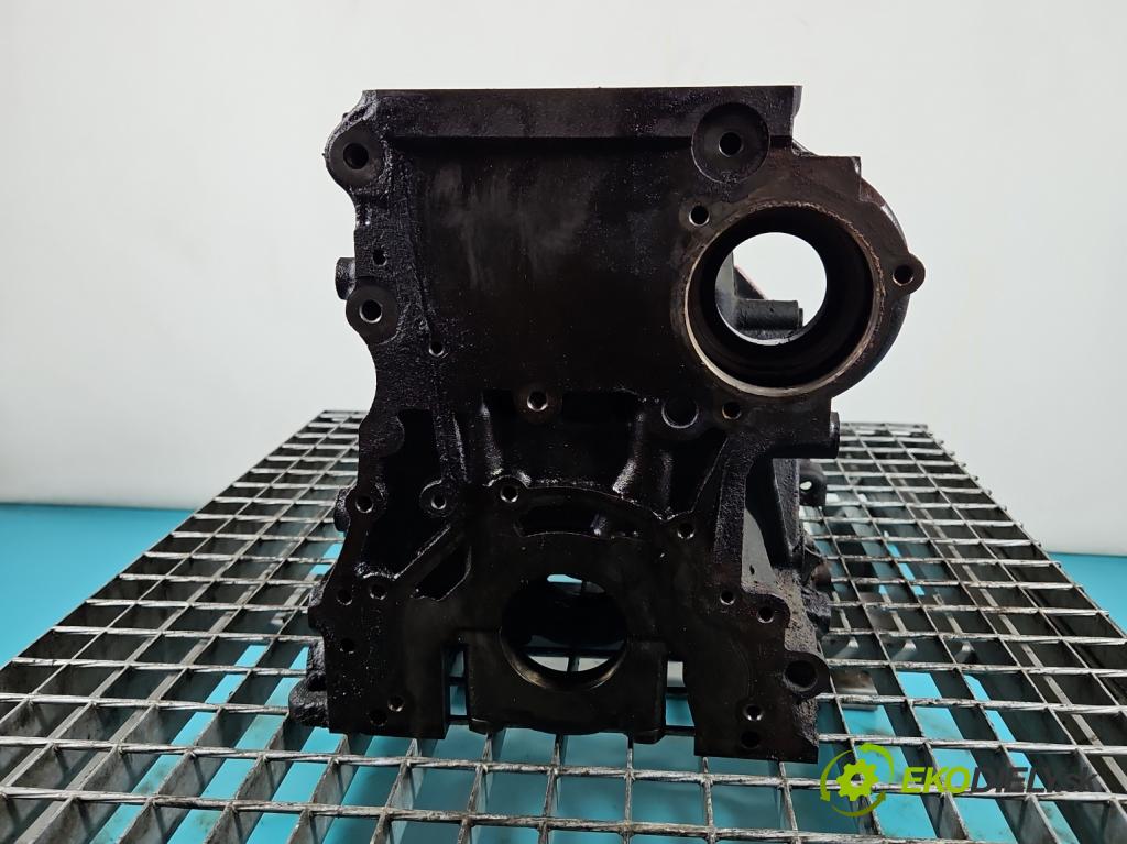 Vw Golf VII 2012-2020 1.6 tdi 105 HP automatic 77 kW 1598 cm3 5- Blok motora CLH (Blok motora)