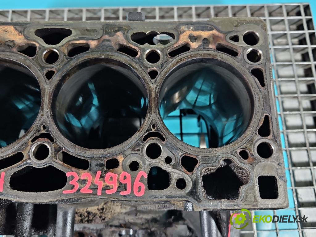 Vw Golf VII 2012-2020 1.6 tdi 105 HP automatic 77 kW 1598 cm3 5- Blok motora CLH (Blok motora)