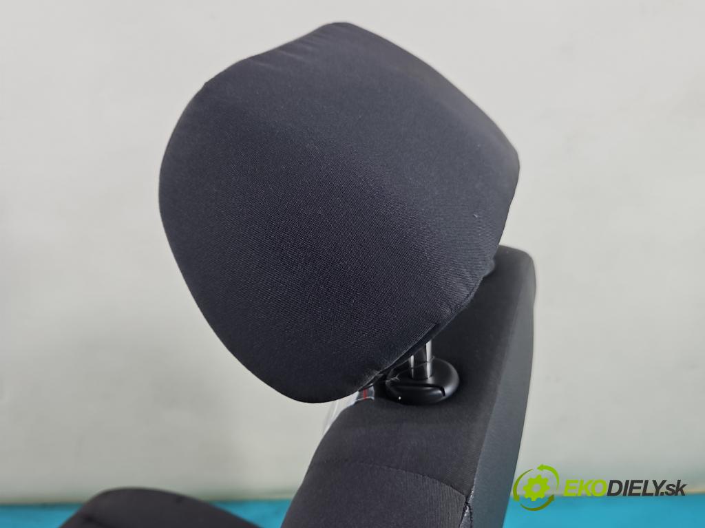 Vw Golf plus 1.6 FSI 116 HP manual 85 kW 1598 cm3 5- Sedačka ľavý  (Sedačky, sedadlá)