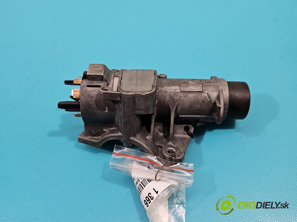 Audi A2 1.4 16V 75 HP manual 55 kW 1390 cm3 5- Spínačka  (Spínacie skrinky a kľúče)