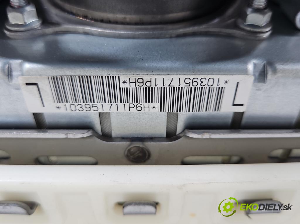 Toyota Avensis III T27 2009-2018 2.0 D4D 126 HP manual 93 kW 1998 cm3 5- kokpit,pristrojová doska rozdeľovacia