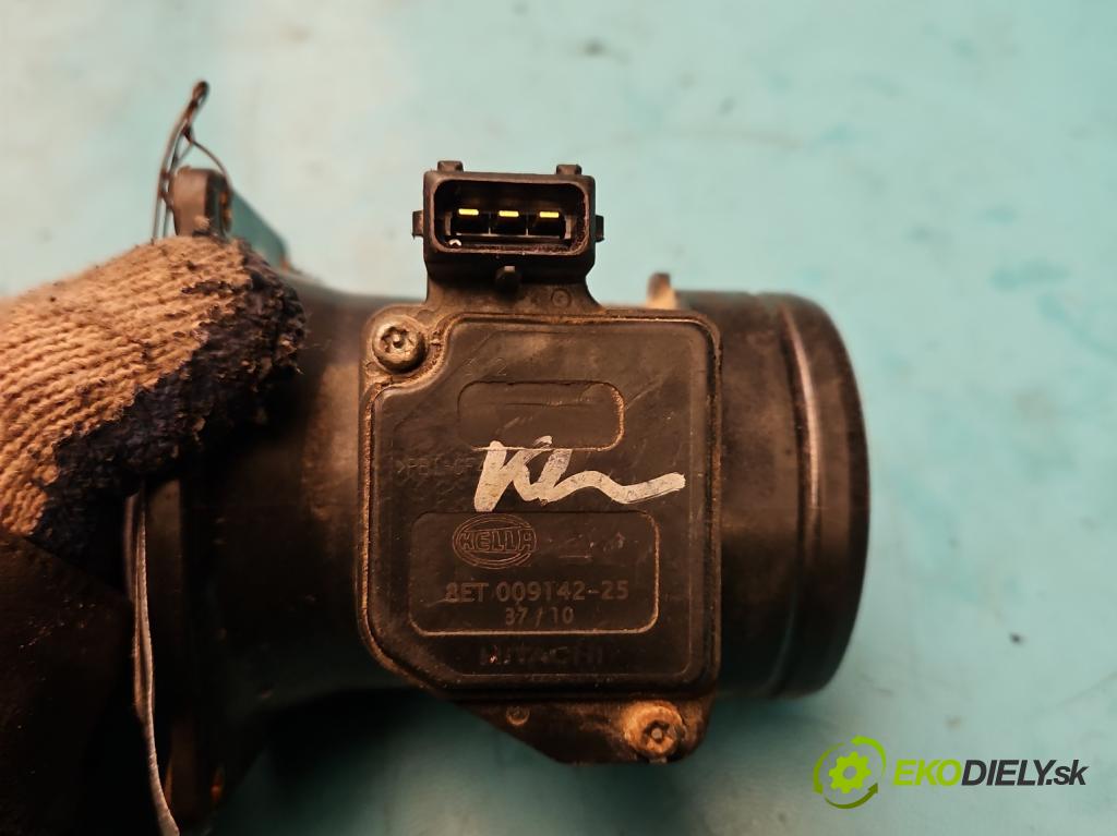 Vw Passat B5 1995-2005 1.8 20V 125 HP manual 92 kW 1781 cm3 4- průtokoměr: 8ET009142-25 (Váhy vzduchu)