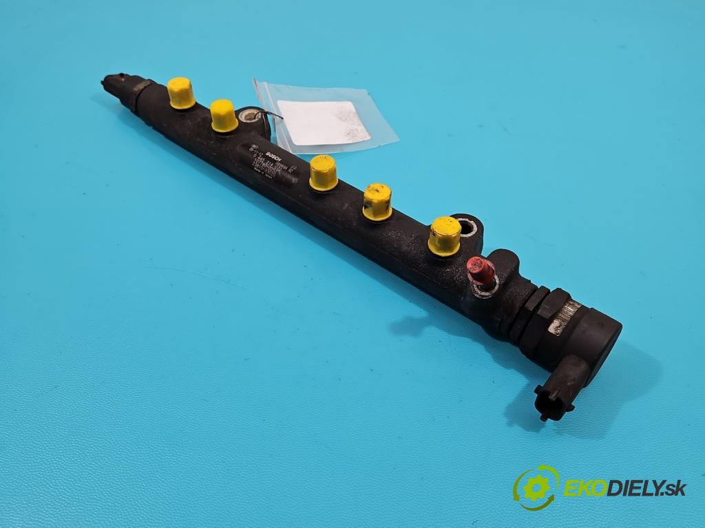 Toyota Corolla E12 2001-2009 1.4 D4D 90 HP manual 66 kW 1364 cm3 5- lišta vstrekovacia 0445214070 (Vstrekovacie lišty)