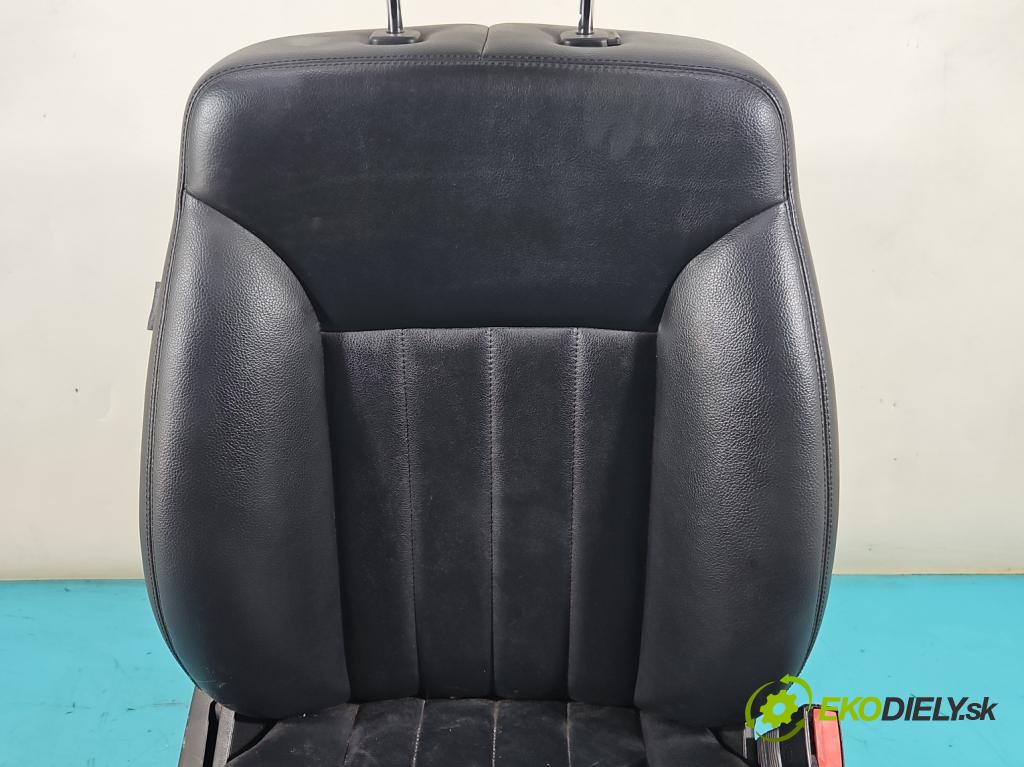 Mercedes R W251 2005-2013 3.5 V6 272 HP automatic 200 kW 3498 cm3 5- Sedačka pravý  (Sedačky, sedadlá)