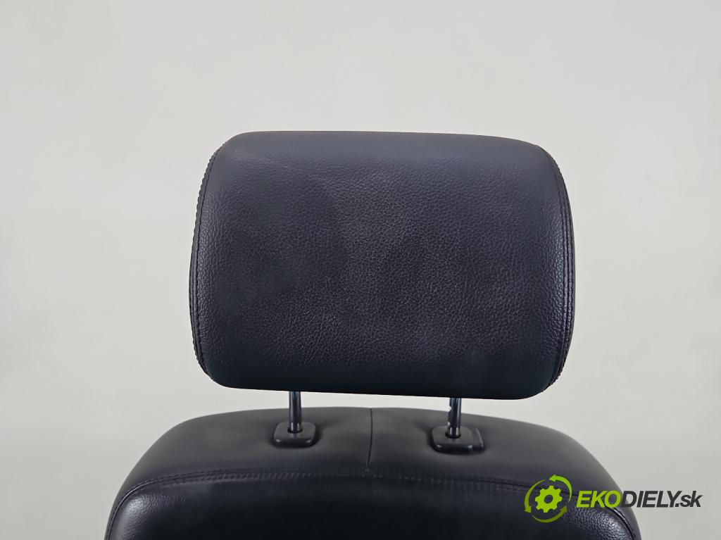 Mercedes R W251 2005-2013 3.5 V6 272 HP automatic 200 kW 3498 cm3 5- Sedačka pravý  (Sedačky, sedadlá)