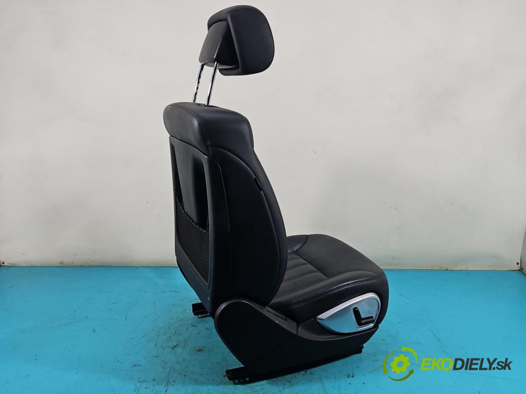 Mercedes R W251 2005-2013 3.5 V6 272 HP automatic 200 kW 3498 cm3 5- Sedačka pravý  (Sedačky, sedadlá)