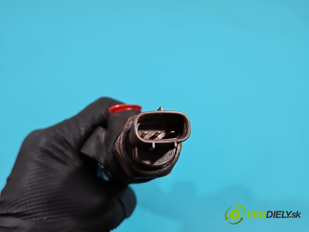 Toyota Corolla E12 2001-2009 2.0 D4D 90 HP manual 66 kW 1995 cm3 5- lišta vstrekovacia 89458-12020 (Vstrekovacie lišty)