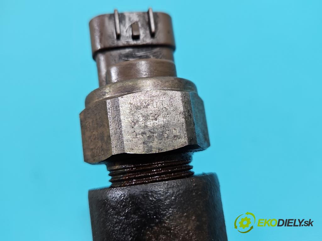 Toyota Corolla E12 2001-2009 2.0 D4D 90 HP manual 66 kW 1995 cm3 5- lišta vstrekovacia 89458-12020 (Vstrekovacie lišty)