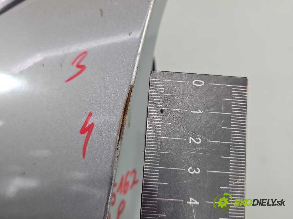 Toyota Avensis III T27 2009-2018 2.0 D4D 126 hp manual 93 kW 1998 cm3 5- dveře přední levé  (Klika dveří ostatní)