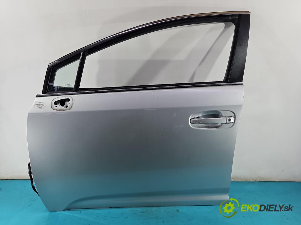 Toyota Avensis III T27 2009-2018 2.0 D4D 126 hp manual 93 kW 1998 cm3 5- dveře přední levé  (Klika dveří ostatní)