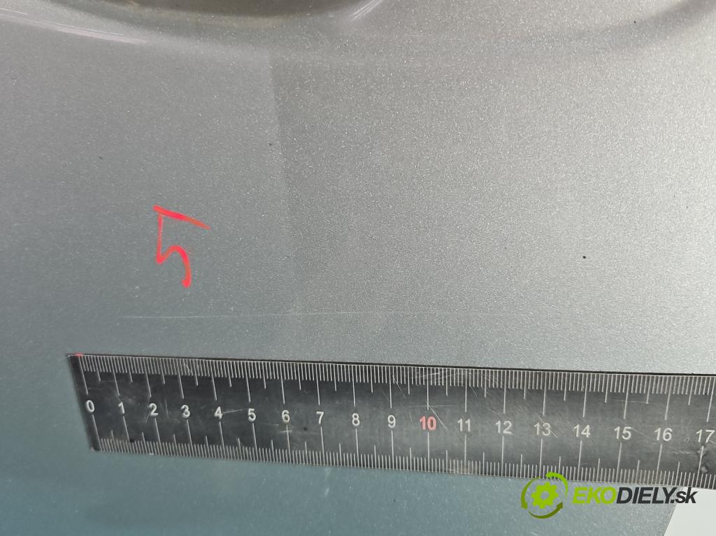 Toyota Avensis III T27 2009-2018 2.0 D4D 126 hp manual 93 kW 1998 cm3 5- dveře přední levé  (Klika dveří ostatní)