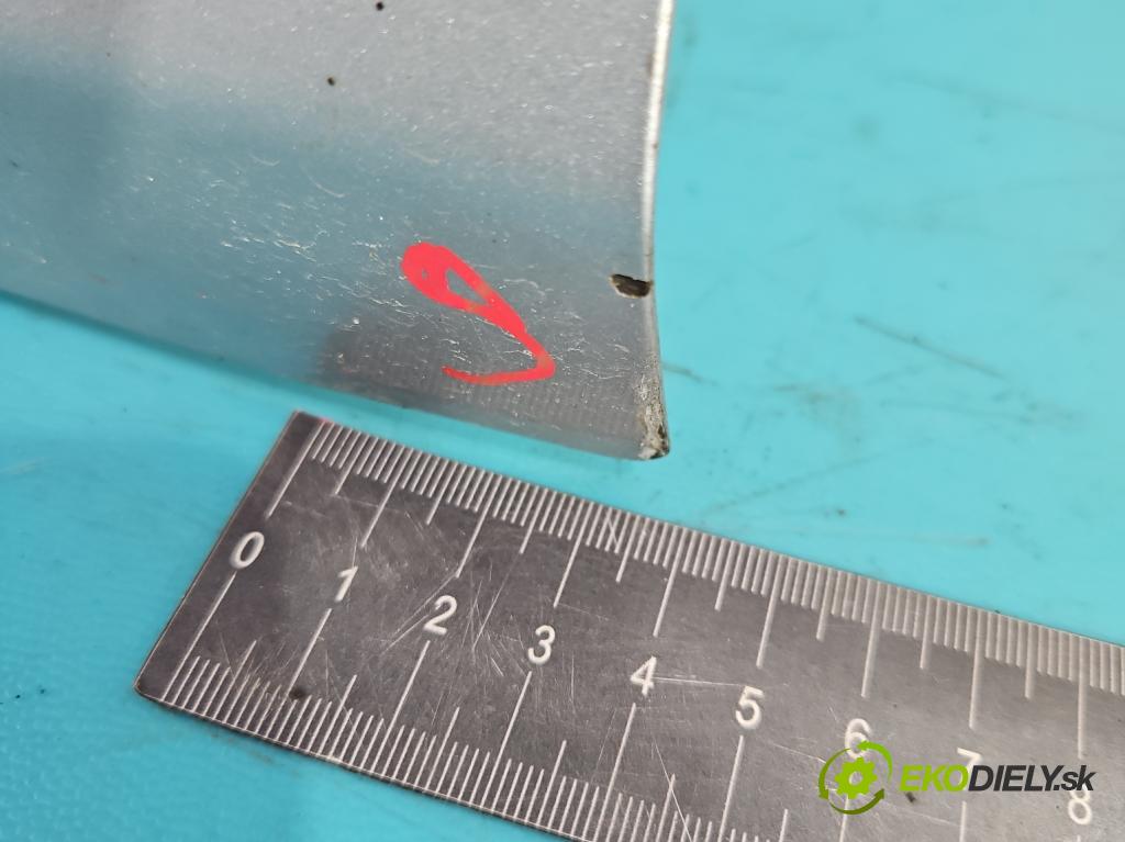 Toyota Avensis III T27 2009-2018 2.0 D4D 126 hp manual 93 kW 1998 cm3 5- dveře přední levé  (Klika dveří ostatní)