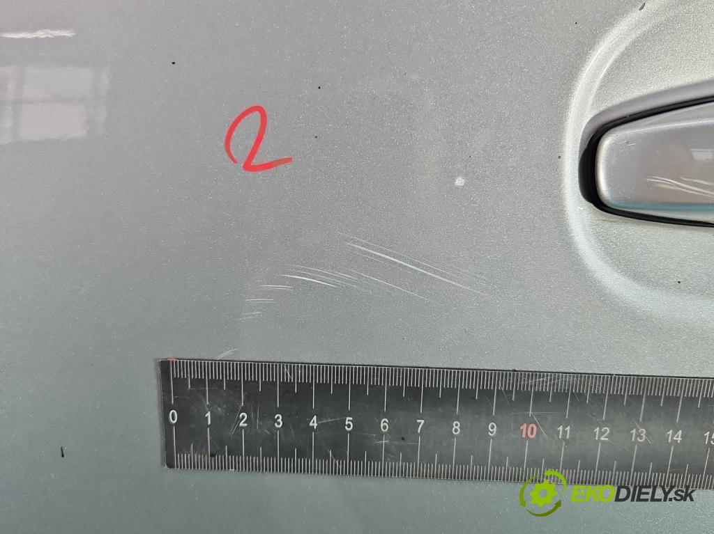 Toyota Avensis III T27 2009-2018 2.0 D4D 126 hp manual 93 kW 1998 cm3 5- dveře přední levé  (Klika dveří ostatní)