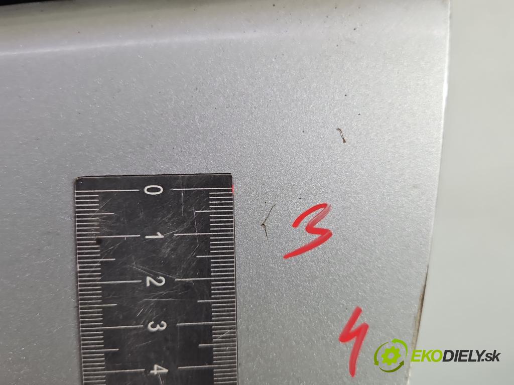 Toyota Avensis III T27 2009-2018 2.0 D4D 126 hp manual 93 kW 1998 cm3 5- dveře přední levé  (Klika dveří ostatní)