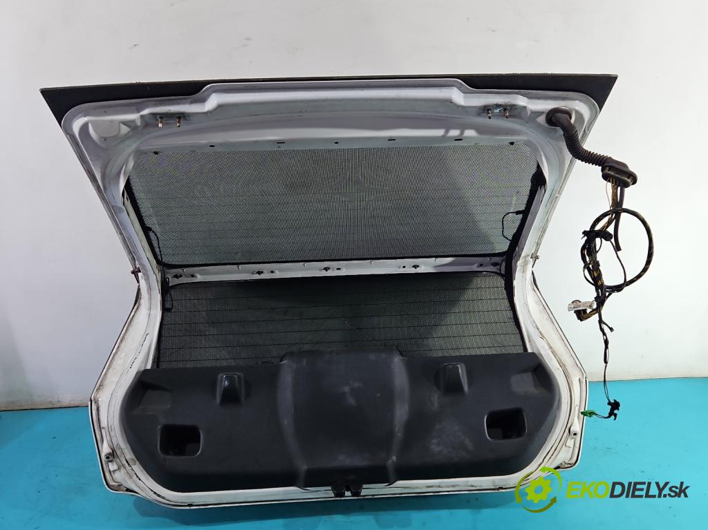 Citroen C4 I 2004-2011 1.6 hdi 90 hp manual 66,2 kW 1560 cm3 3- zadní kufrové dveře  (Zadní kapoty)